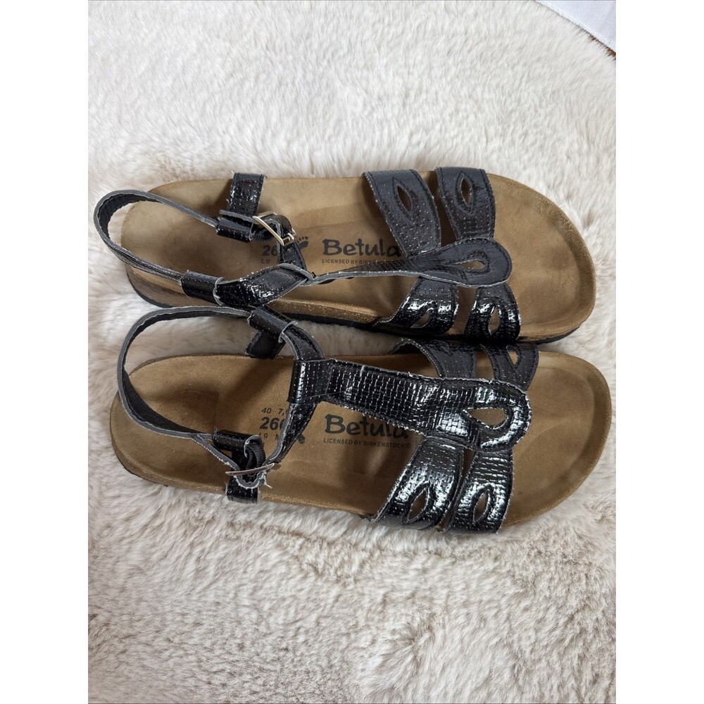Black Patent Leather Sandals. Betula by Birkenstock. Size 40 - Picture 7 of 8